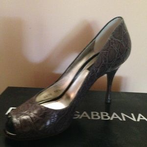 Dolce & Gabbana Crocodile Pump